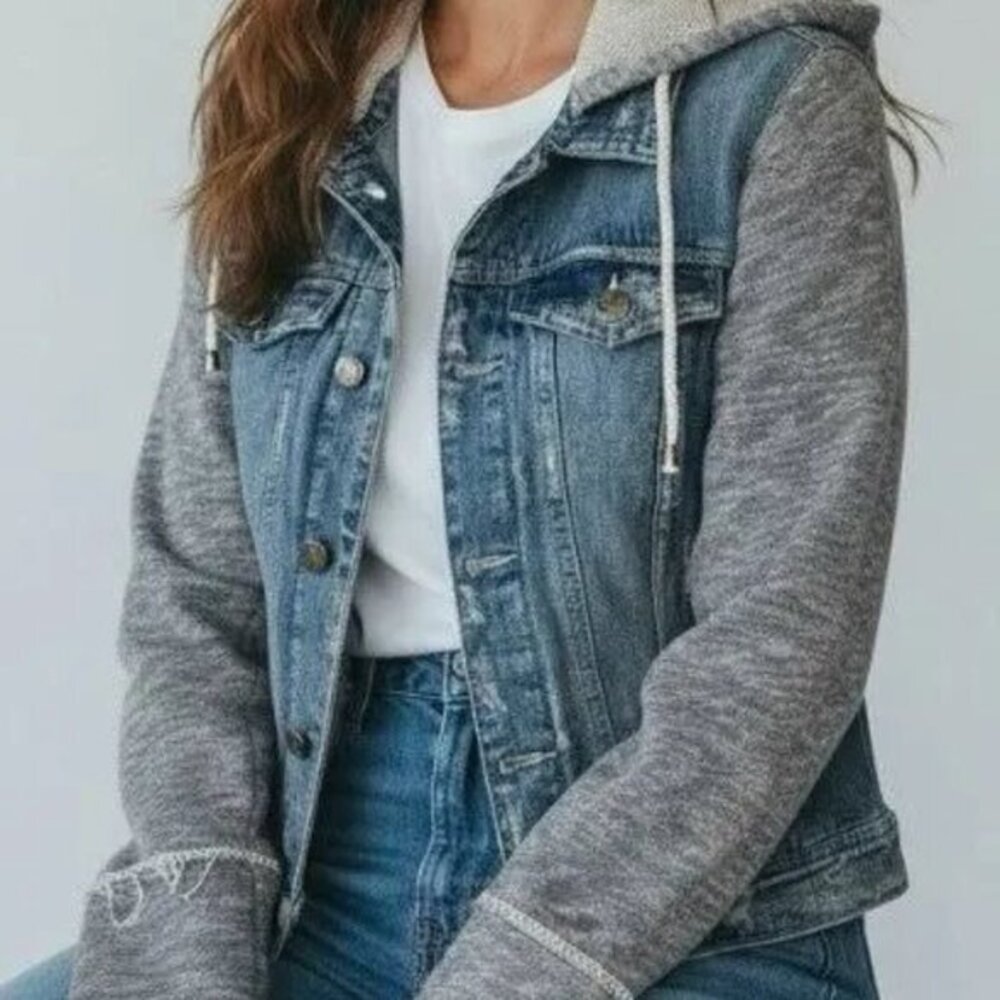 Free People Denim Distressed Crop Hooded Jean Jacket Size Small